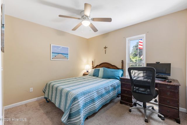327 Green Meadows Drive, Wilmington, NC 28405
