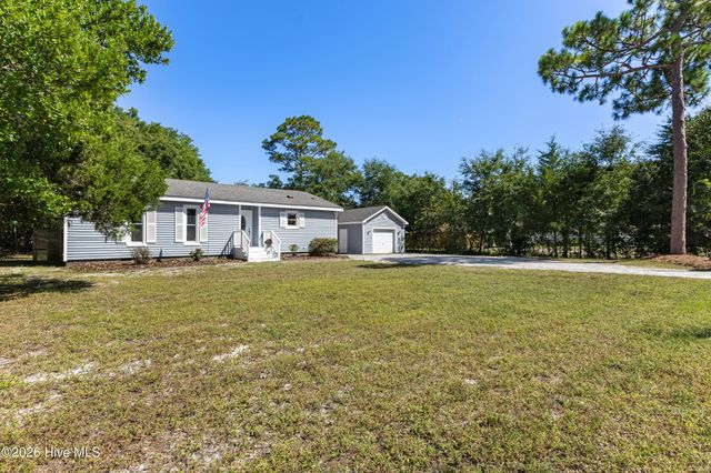 327 Green Meadows Drive, Wilmington, NC 28405