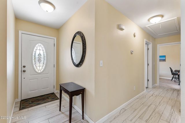 327 Green Meadows Drive, Wilmington, NC 28405