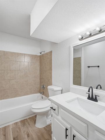 2320 Sherry Street, Arlington, TX 76014