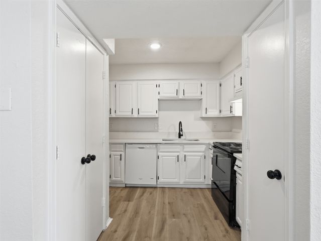 2320 Sherry Street, Arlington, TX 76014