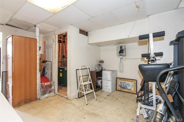 15335 60th Avenue, Flushing, NY 11355