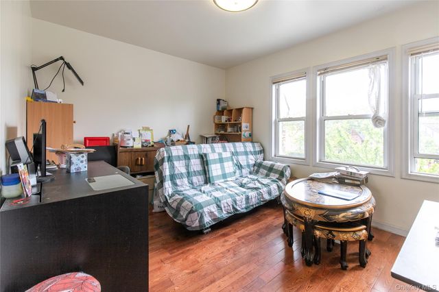 15335 60th Avenue, Flushing, NY 11355