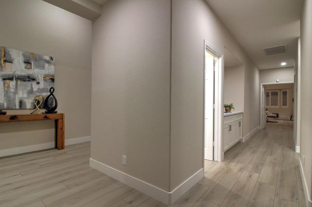 4405 Crown Valley Way, Modesto, CA 95356