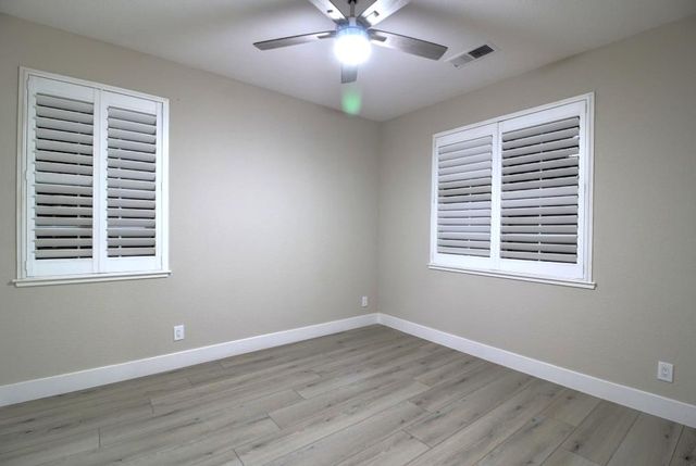 4405 Crown Valley Way, Modesto, CA 95356