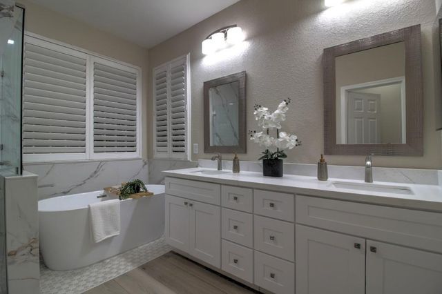 4405 Crown Valley Way, Modesto, CA 95356