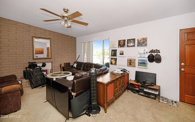 2606 S JENTILLY Lane, Tempe, AZ 85282