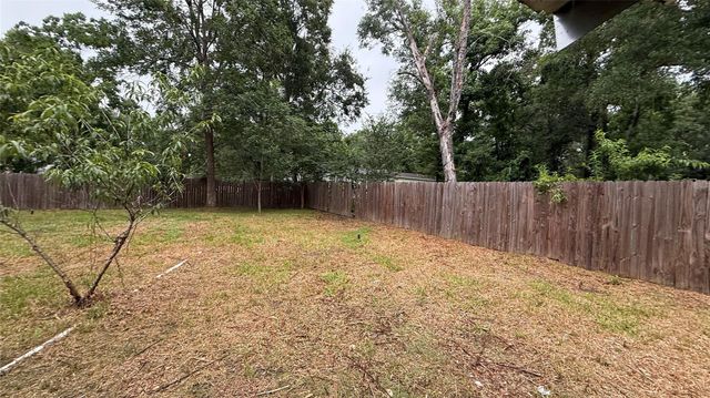 25725 Dogwood Lane, Cleveland, TX 77328
