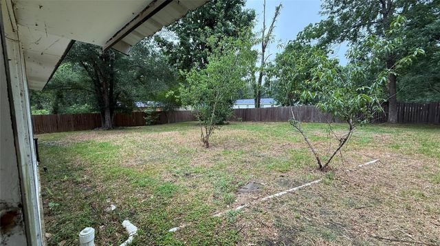 25725 Dogwood Lane, Cleveland, TX 77328
