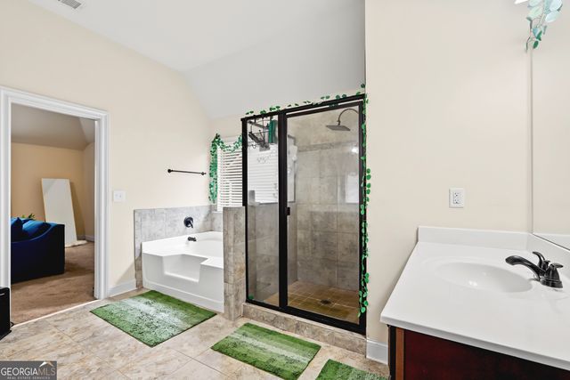705 Highbranch Circle, Lawrenceville, GA 30044