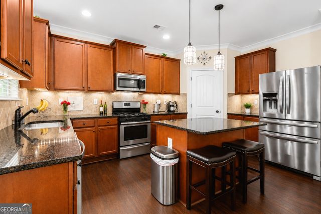 705 Highbranch Circle, Lawrenceville, GA 30044