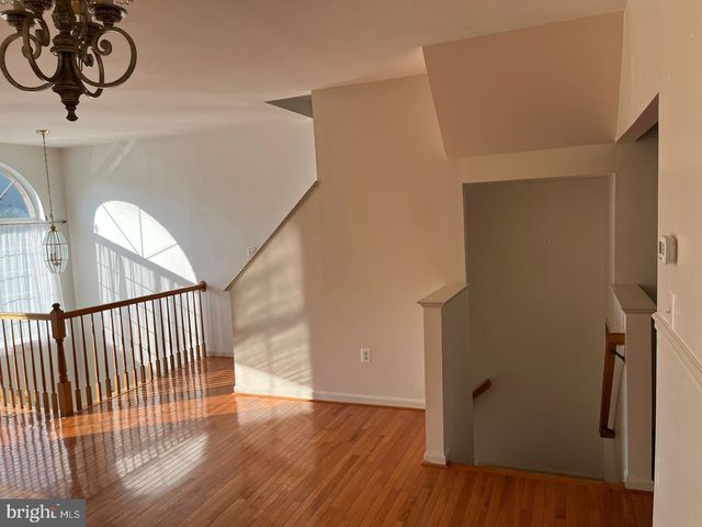 13345 MISTY DAWN DR, Herndon, VA 20171