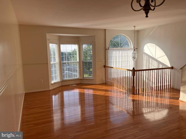 13345 MISTY DAWN DR, Herndon, VA 20171