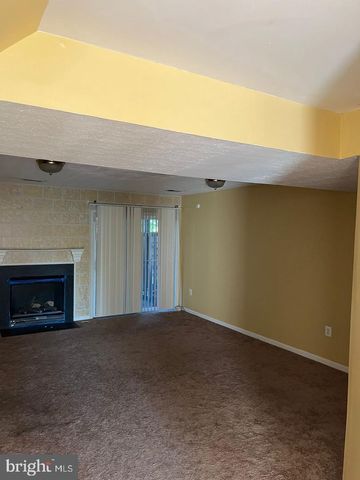 13345 MISTY DAWN DR, Herndon, VA 20171