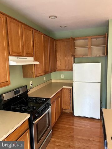 13345 MISTY DAWN DR, Herndon, VA 20171