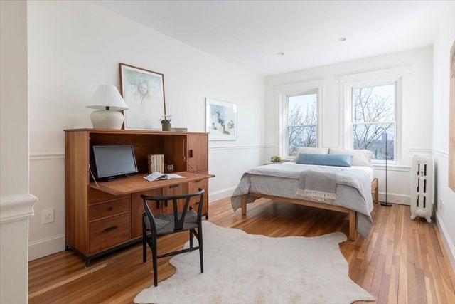 95 Mason Terrace 6, Brookline, MA 02446