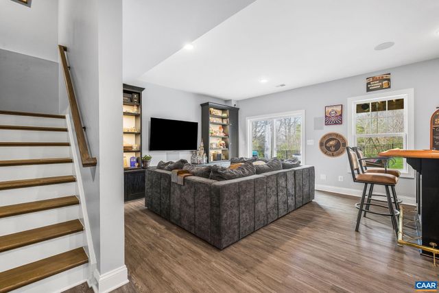 5447 OXBOW DR, Crozet, VA 22932