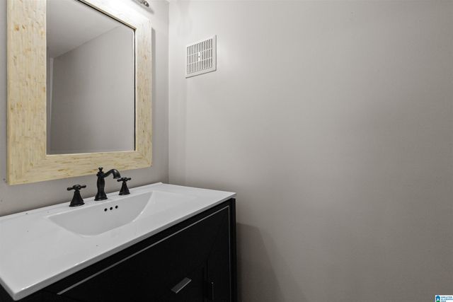 155 Cambrian Way Unit 155, Birmingham, AL 35242