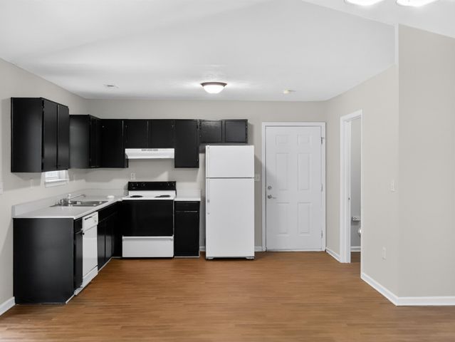 1880 Tamara Way, Spartanburg, SC 29301