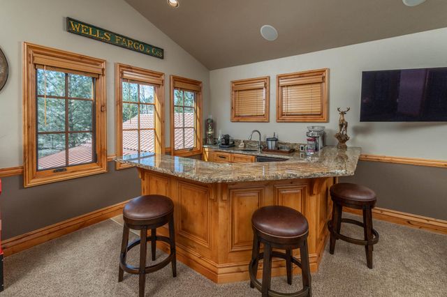 23098 Watercourse Way, Bend, OR 97701