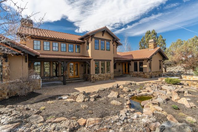 23098 Watercourse Way, Bend, OR 97701