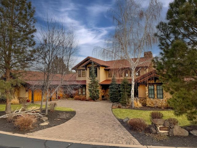 23098 Watercourse Way, Bend, OR 97701