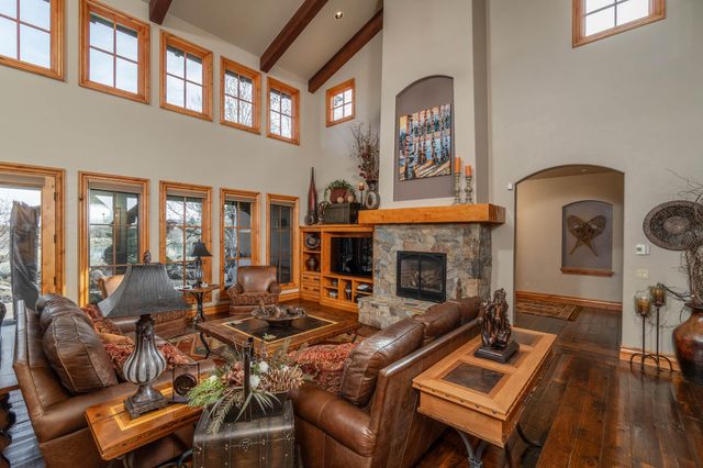 23098 Watercourse Way, Bend, OR 97701