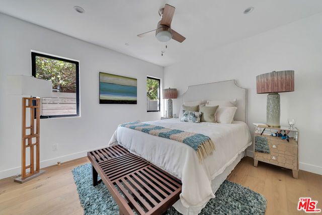 2415 Cloverfield Boulevard A, Santa Monica, CA 90405