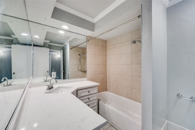 5053 Les Chateaux Drive 141, Dallas, TX 75235