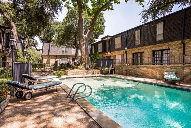 5053 Les Chateaux Drive 141, Dallas, TX 75235