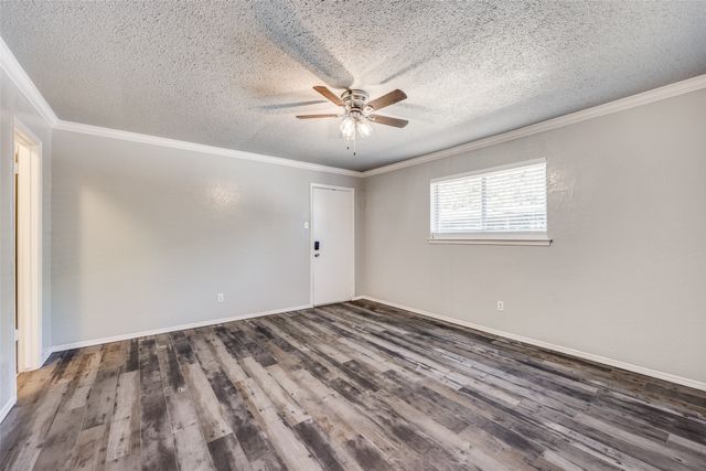 5053 Les Chateaux Drive 141, Dallas, TX 75235