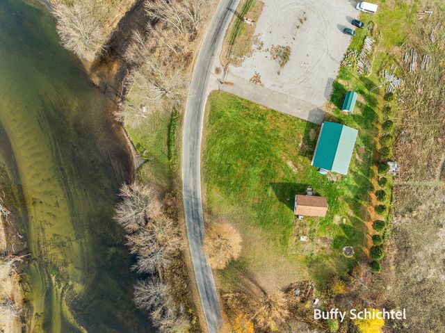 8702 W South River Drive, Grant, MI 49327