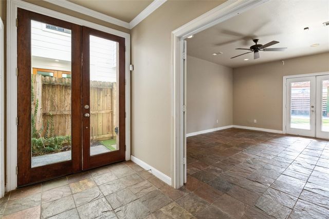 5409 Petty Street C, Houston, TX 77007