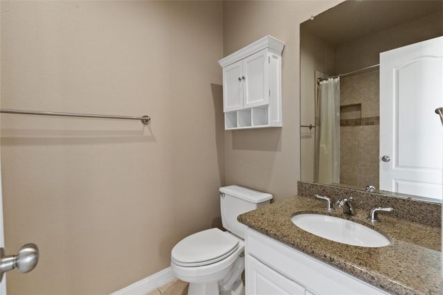 5409 Petty Street C, Houston, TX 77007