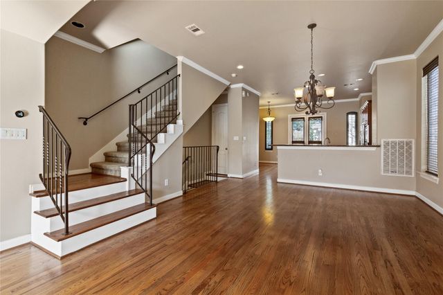 5409 Petty Street C, Houston, TX 77007