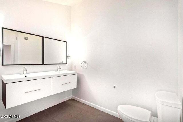 1530 S RIVER Drive, Tempe, AZ 85281