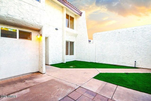 1530 S RIVER Drive, Tempe, AZ 85281