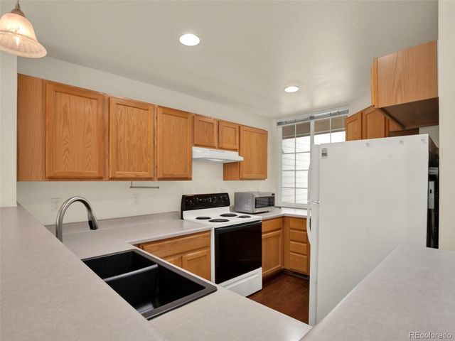 9108 W Phillips Drive, Littleton, CO 80128