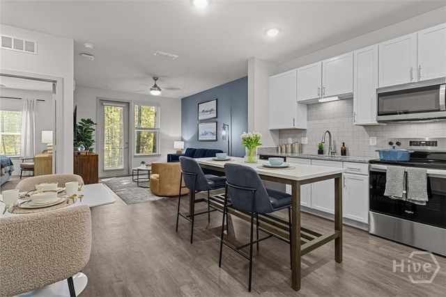 480 John Carter Road B1, Bloomingdale, GA 31302