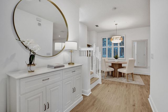 642 NW 38th Circle, Boca Raton, FL 33431