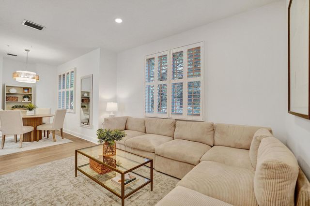 642 NW 38th Circle, Boca Raton, FL 33431