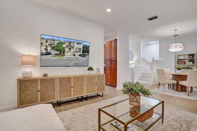 642 NW 38th Circle, Boca Raton, FL 33431