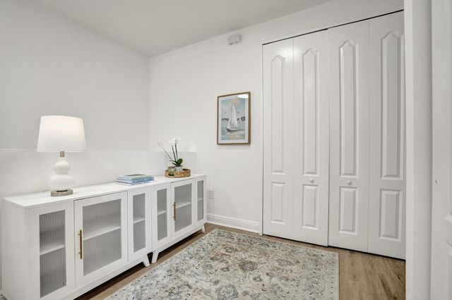 642 NW 38th Circle, Boca Raton, FL 33431