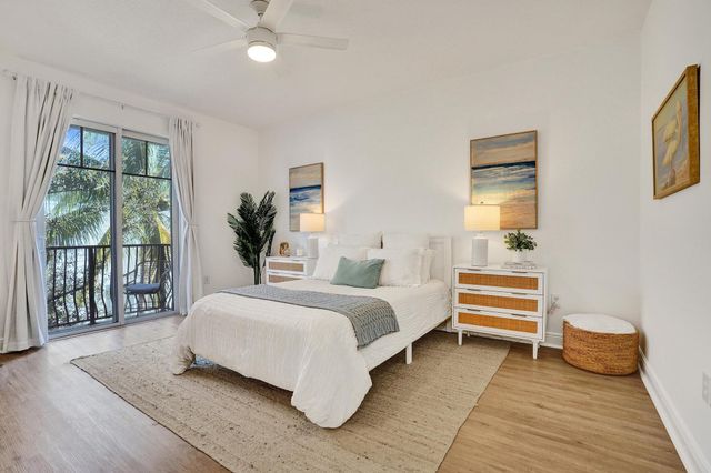 642 NW 38th Circle, Boca Raton, FL 33431