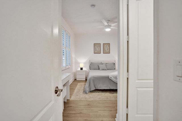 642 NW 38th Circle, Boca Raton, FL 33431