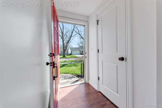 4312 Samoset Road, Royal Oak, MI 48073