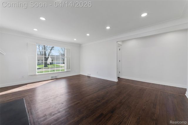 4312 Samoset Road, Royal Oak, MI 48073