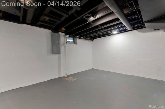 4312 Samoset Road, Royal Oak, MI 48073