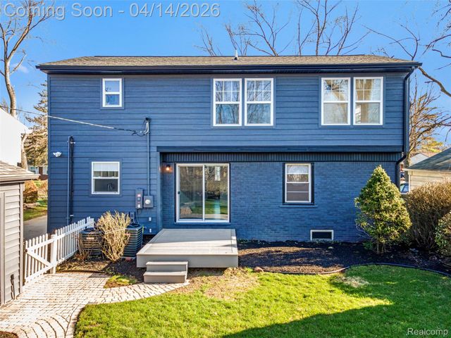 4312 Samoset Road, Royal Oak, MI 48073