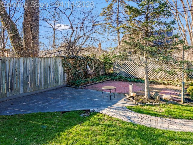 4312 Samoset Road, Royal Oak, MI 48073